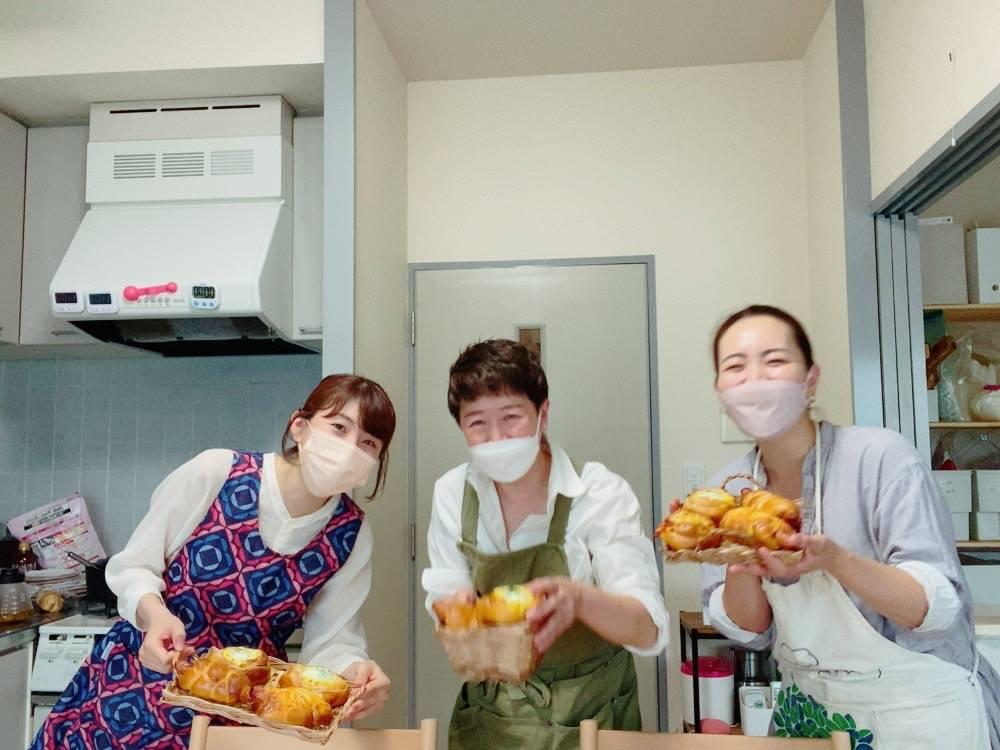 お客様のパン教室へ♪
